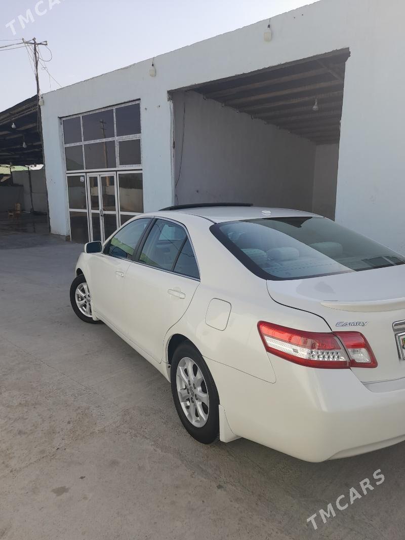 Toyota Camry 2011 - 204 000 TMT - Büzmeýin - img 5