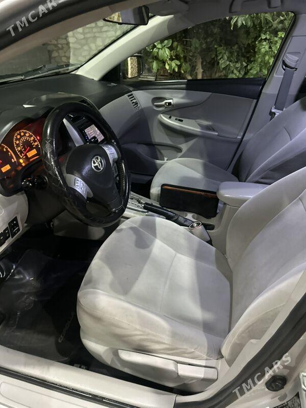 Toyota Corolla 2011 - 170 000 TMT - Балканабат - img 4