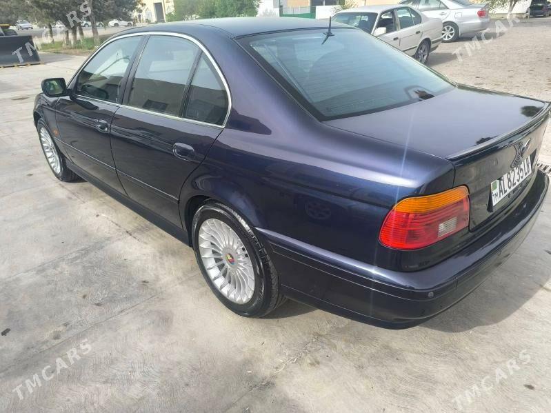 BMW E39 2003 - 150 000 TMT - Saýat - img 4