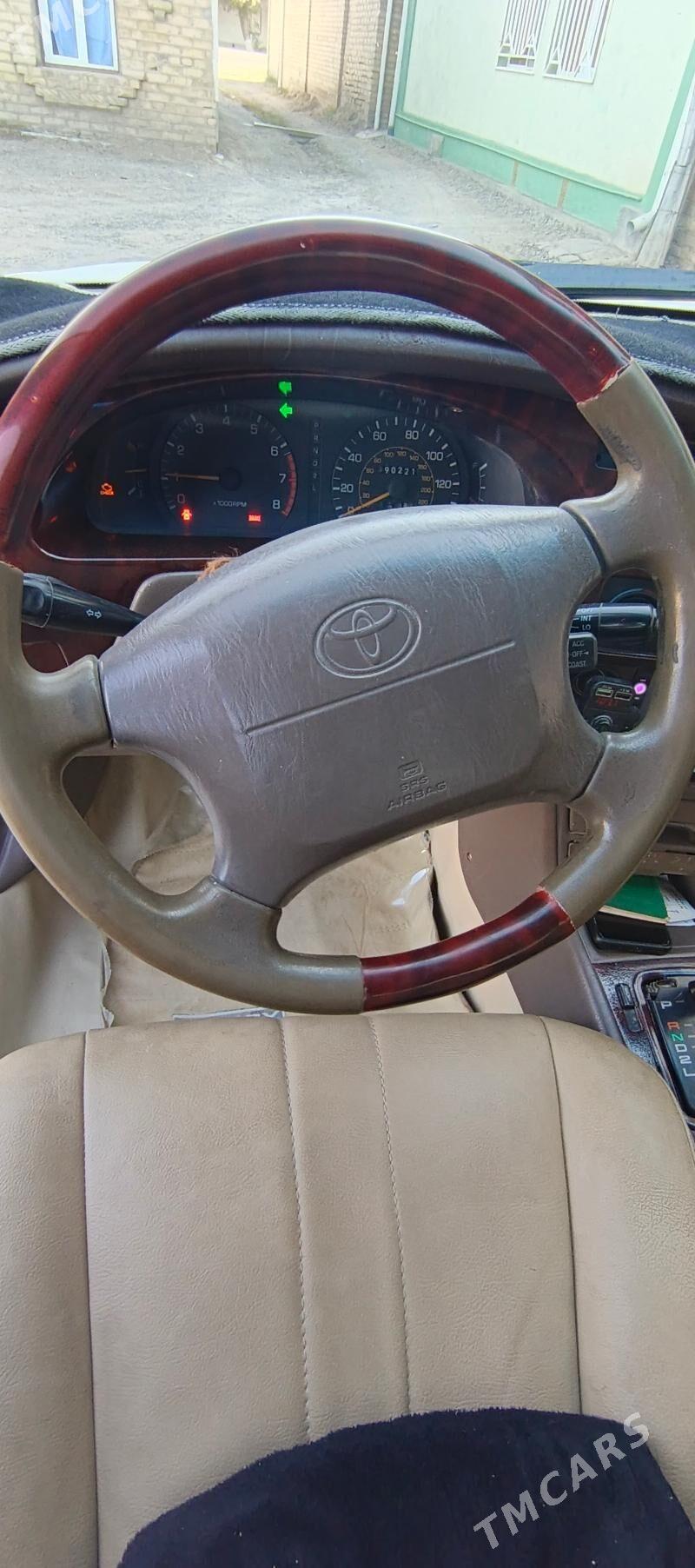 Toyota Camry 1995 - 85 000 TMT - Mary - img 9