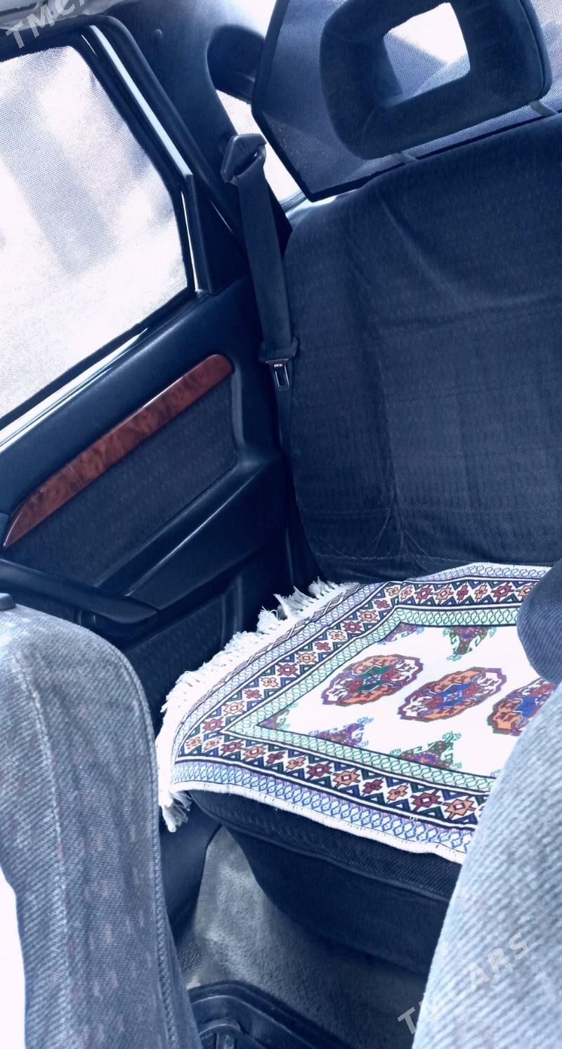 Opel Vectra 1992 - 51 000 TMT - Бахарден - img 2