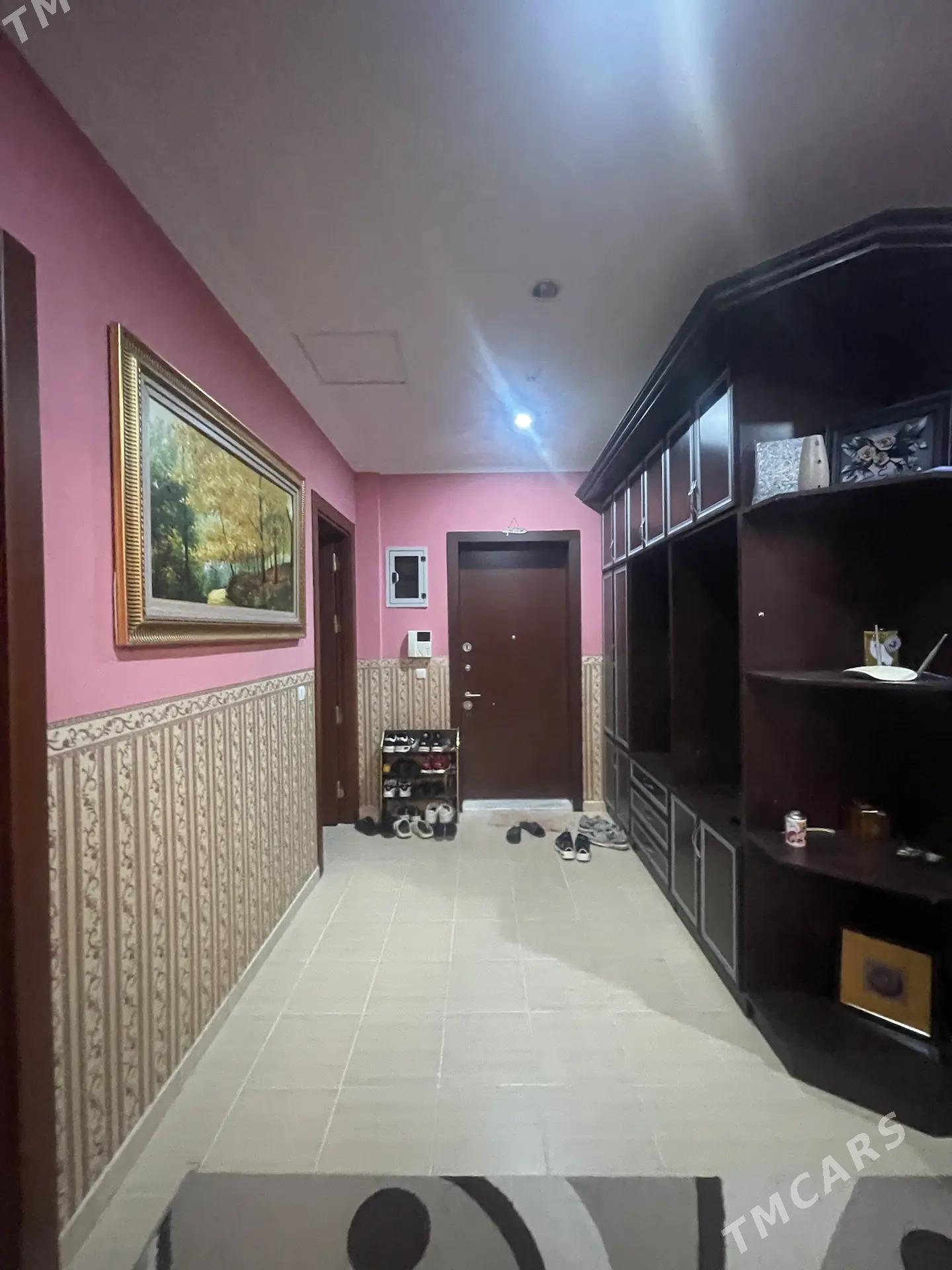 ELITKA MOSKOWSKAYA BERKARA - Moskowskiý köç. (10 ýyl abadançylyk şaýoly) - img 6