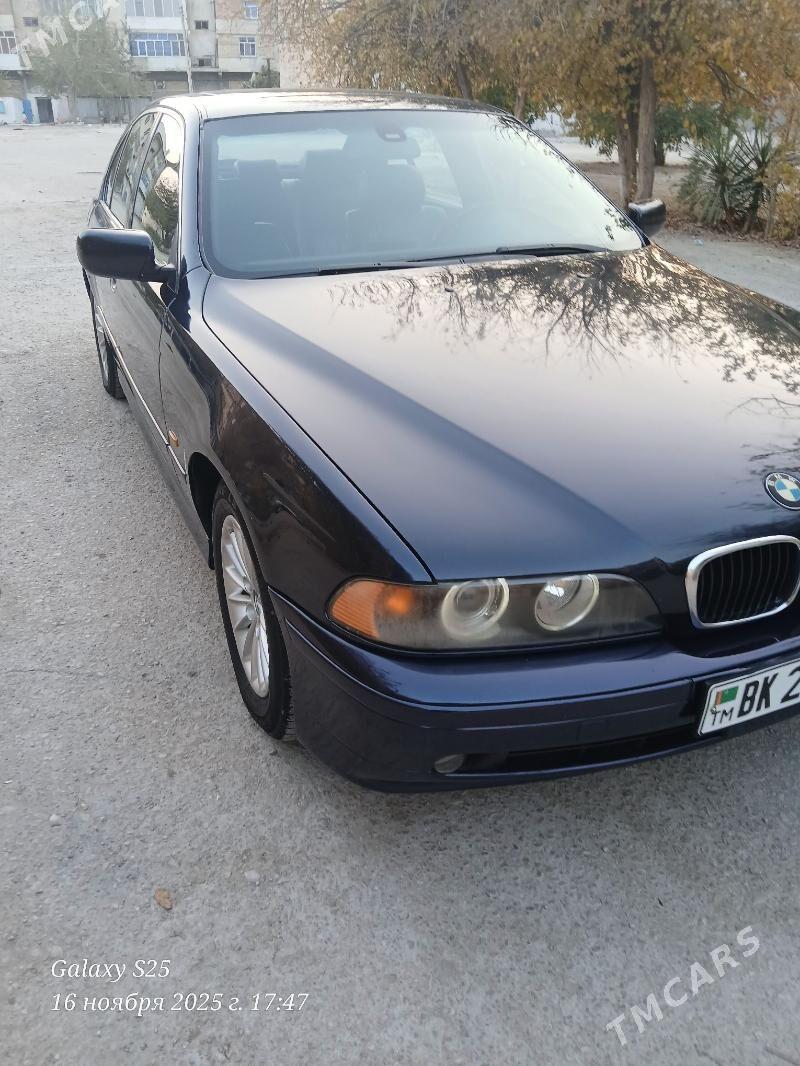 BMW E39 2000 - 130 000 TMT - Balkanabat - img 10
