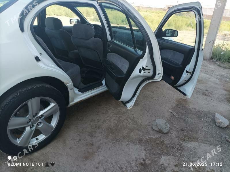 Nissan Cefiro 1994 - 35 000 TMT - Гурбансолтан Едже - img 2