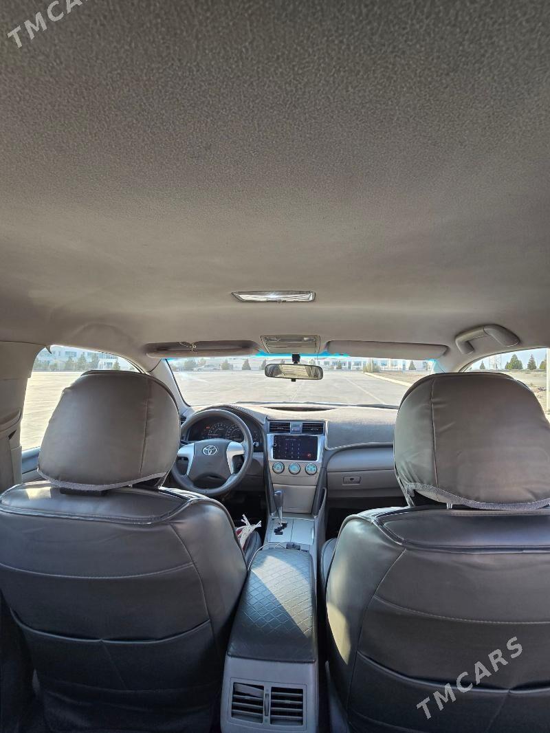 Toyota Camry 2010 - 170 000 TMT - Балканабат - img 5