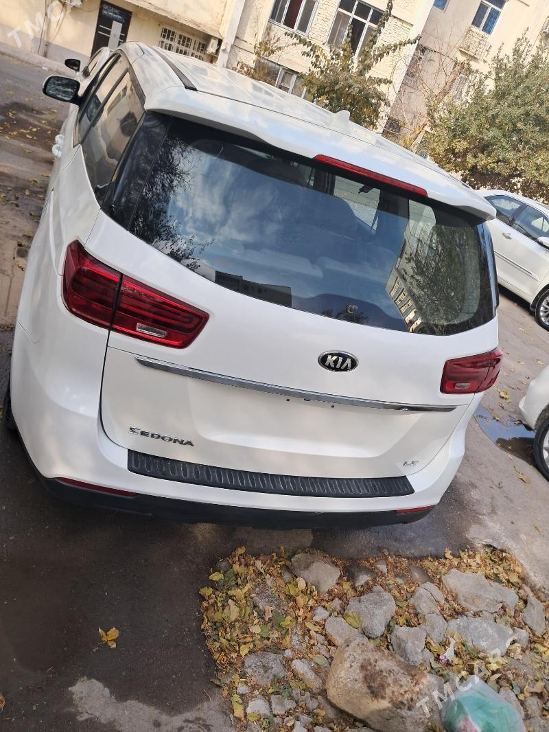 Kia Sedona 2021 - 285 000 TMT - Aşgabat - img 4