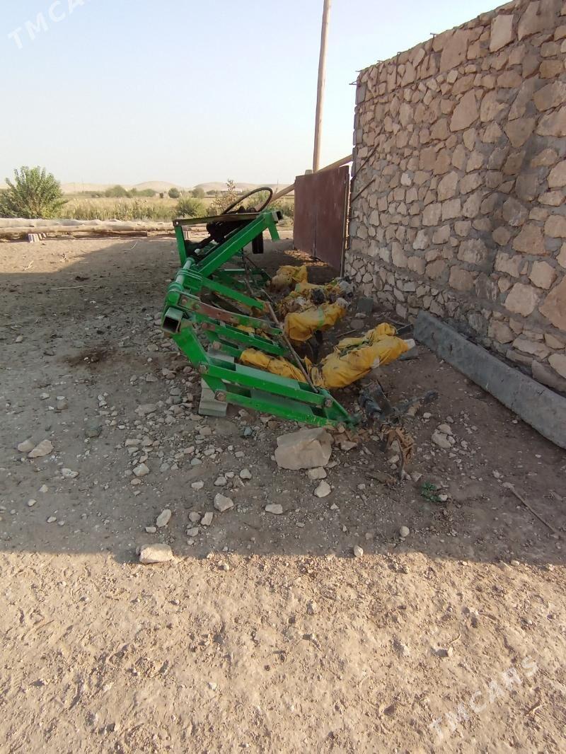 Belarus 80.1 2009 - 130 000 TMT - Достлук - img 10