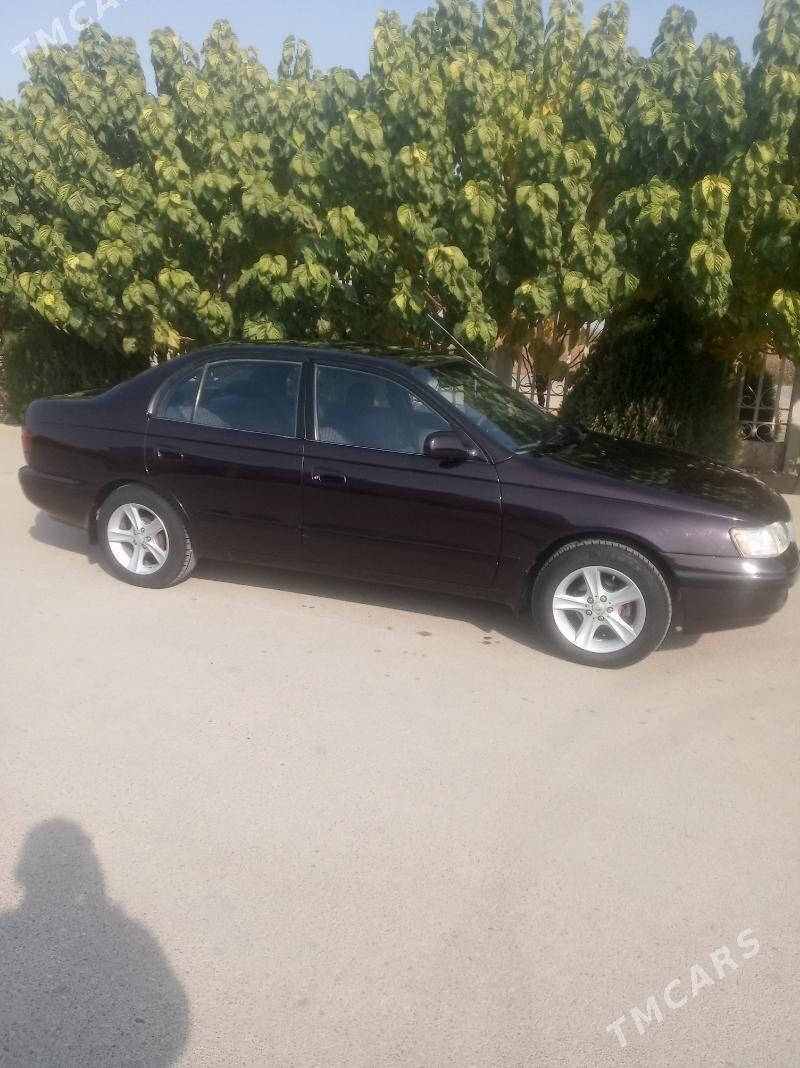 Toyota Carina 1995 - 70 000 TMT - Сакарчага - img 1