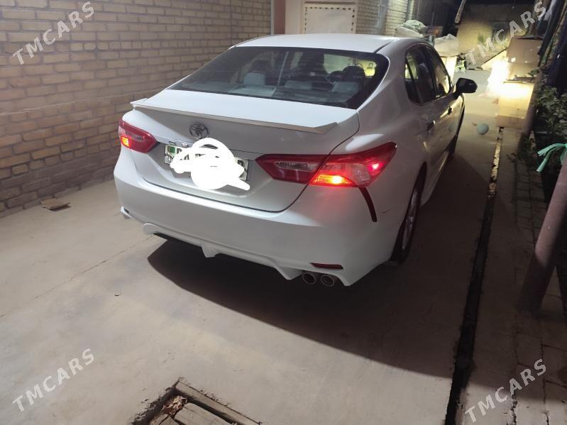 Toyota Camry 2020 - 325 000 TMT - Kerki - img 3