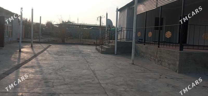 satlyk mellek eýesinden - Багир - img 3