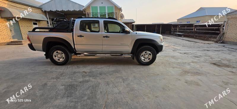Toyota Tacoma 2013 - 300 000 TMT - Мары - img 5