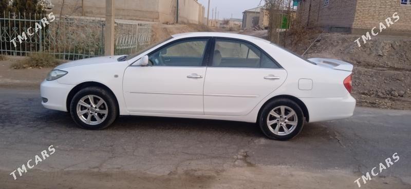 Toyota Camry 2004 - 151 000 TMT - Daşoguz - img 4