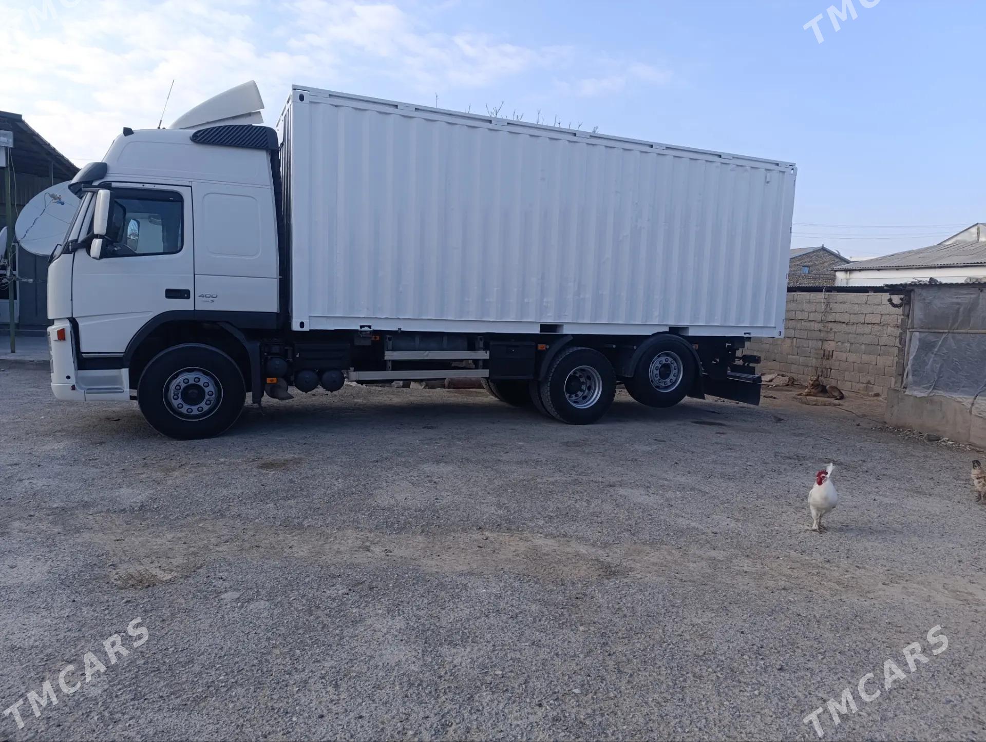 Volvo FM 520 2009 - 800 000 TMT - Гызыларбат - img 1