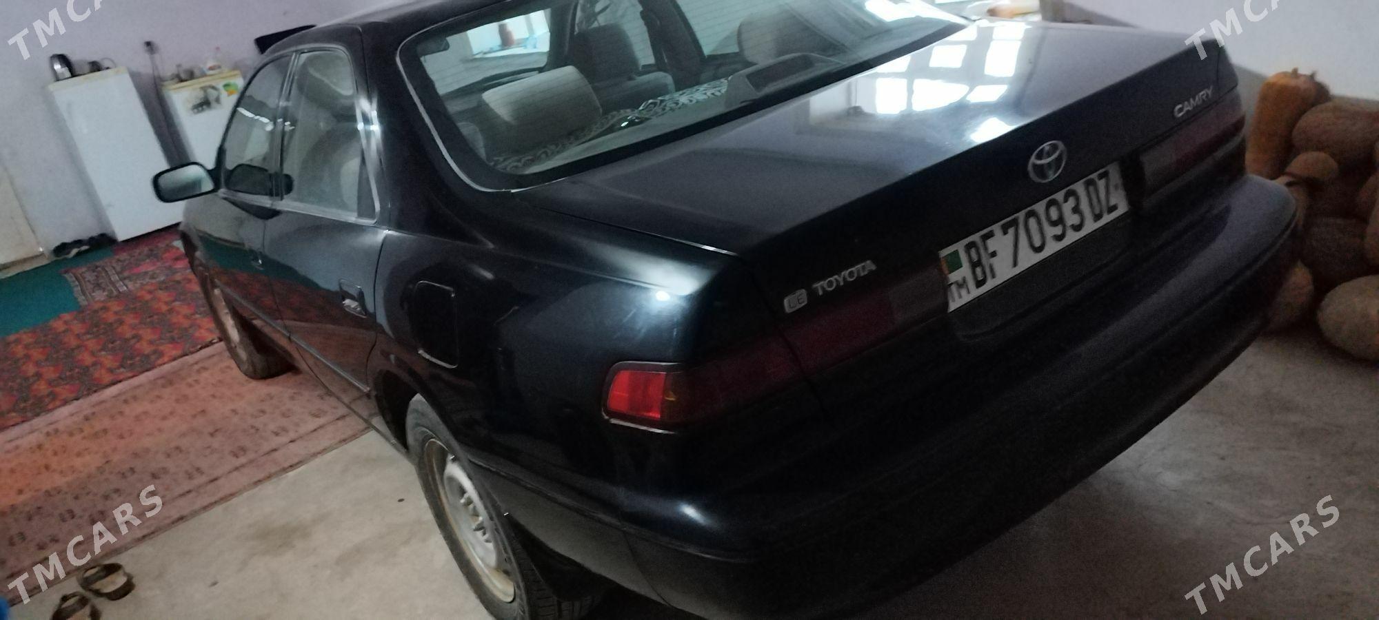 Toyota Camry 1999 - 125 000 TMT - Gubadag - img 4