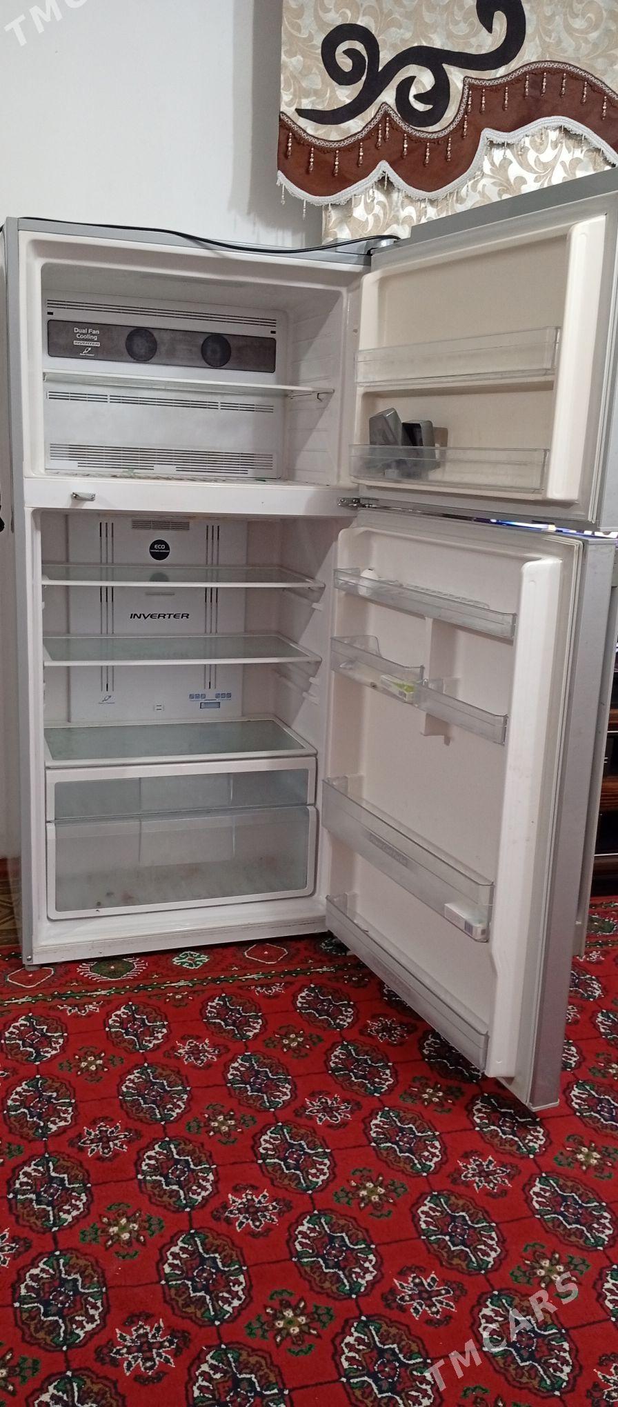 Holodilnik HITACHI - Бузмеин ГРЭС - img 5