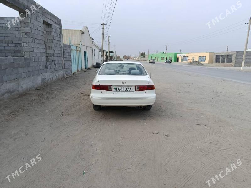 Toyota Camry 2000 - 147 000 TMT - Бахарден - img 4