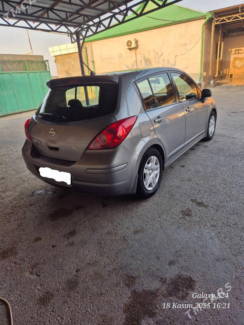 Nissan Versa 2009 - 140 000 TMT - Мары - img 4