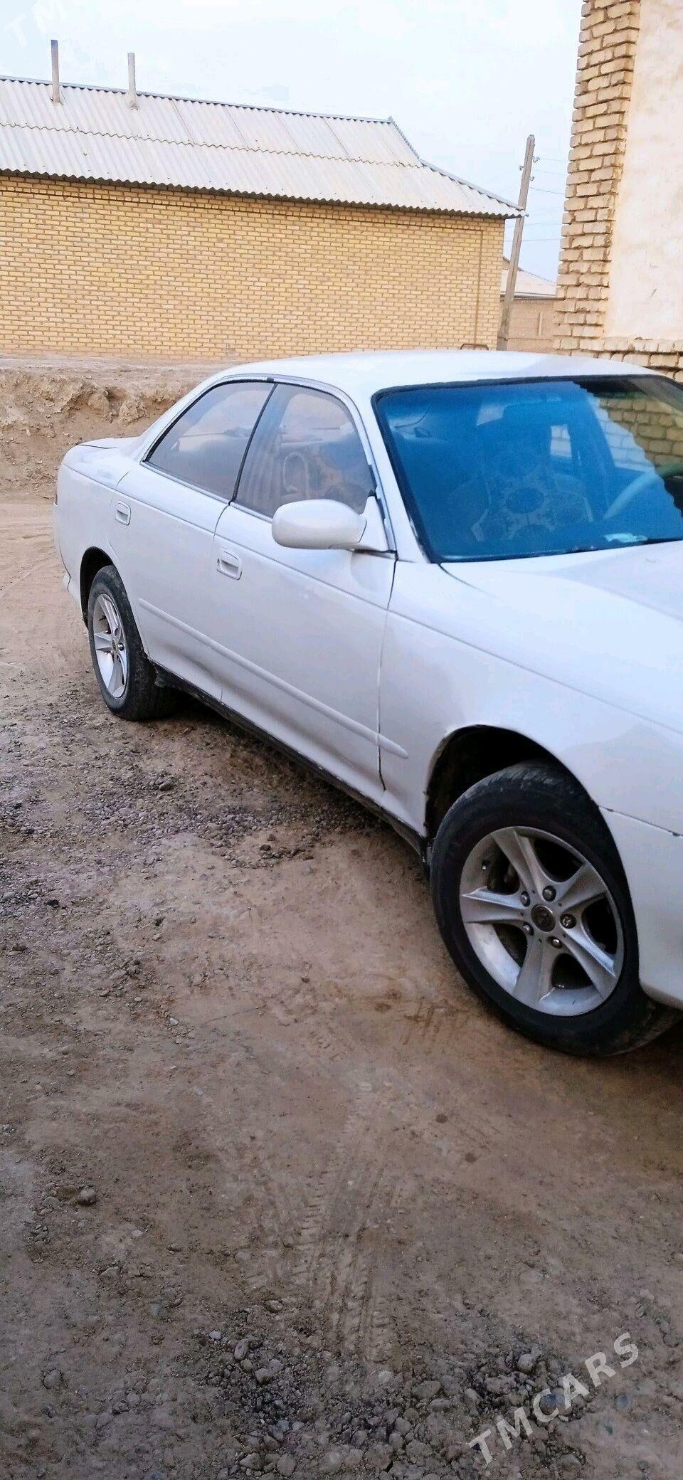 Toyota Mark II 1993 - 44 000 TMT - Sakarçäge - img 2