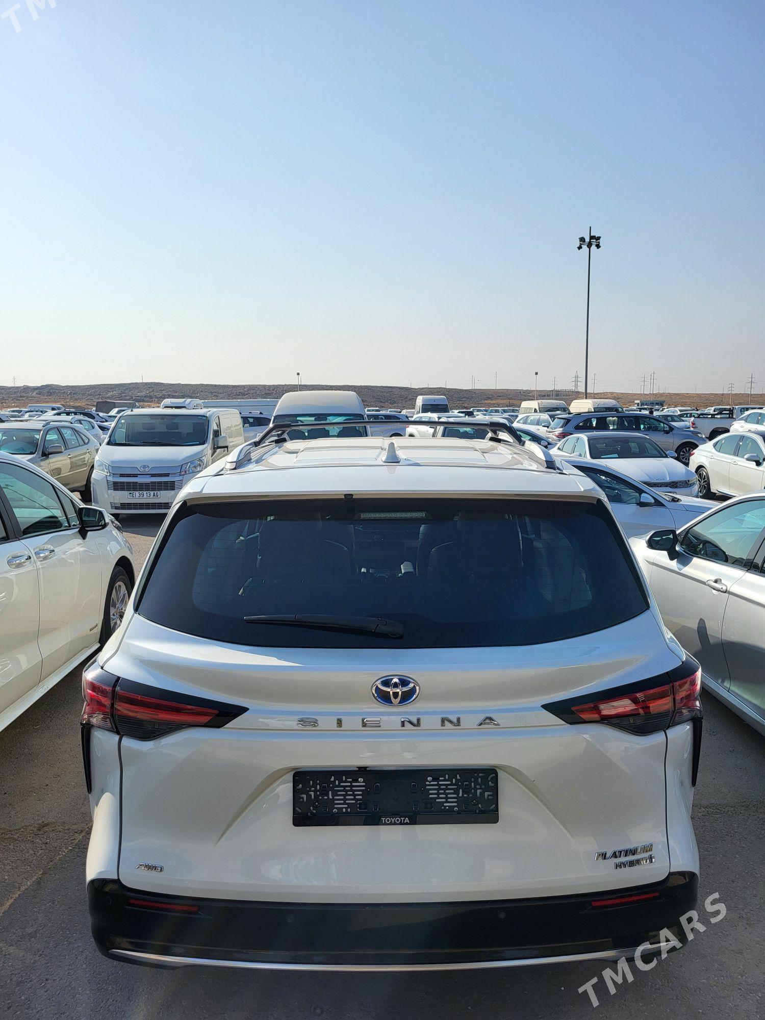 Toyota Sienna 2021 - 670 000 TMT - "Altyn Asyr" Gündogar bazary (Jygyllyk) - img 2