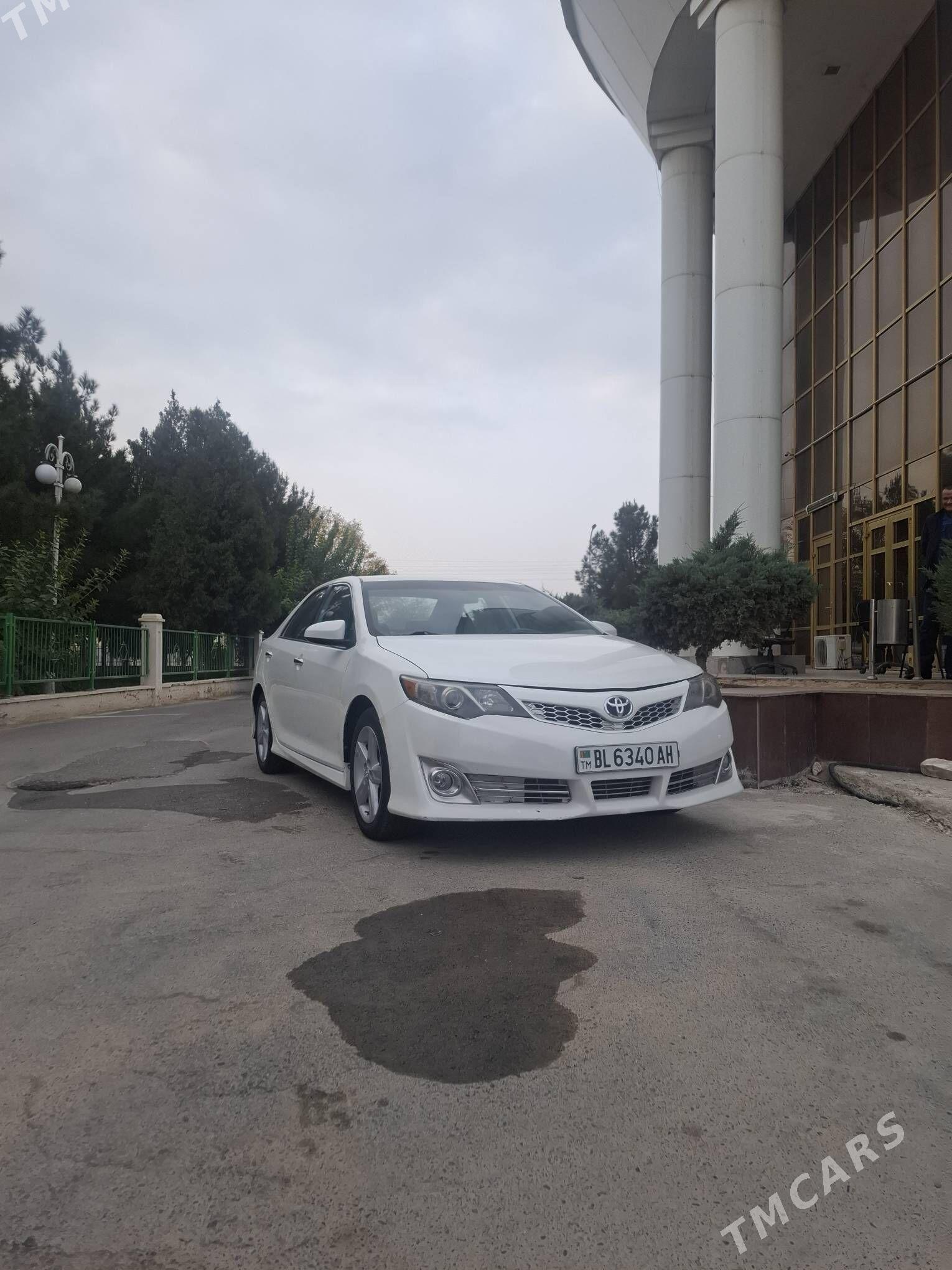 Toyota Camry 2012 - 210 000 TMT - Bäherden - img 5