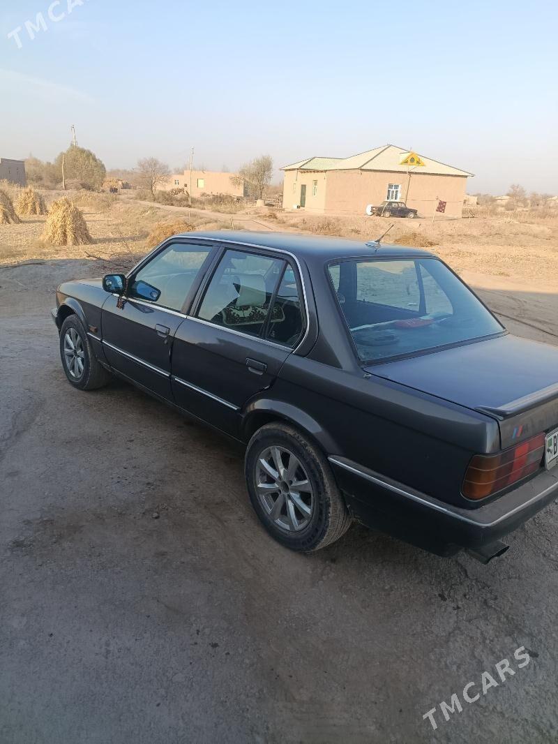BMW 325 1990 - 30 000 TMT - Губадаг - img 5