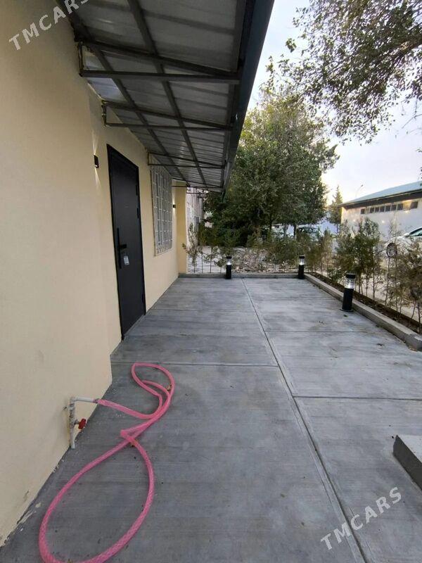 Центр Алишер Навои. - Aşgabat - img 2