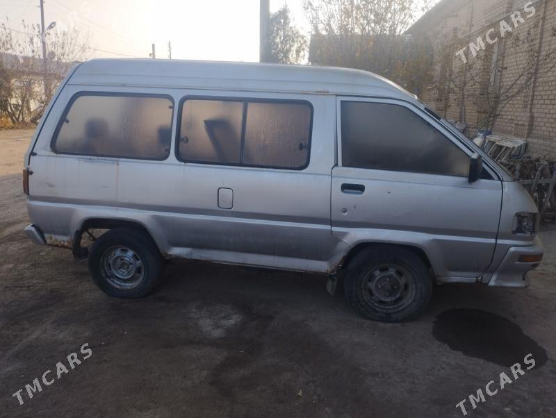 Toyota Town Ace 1991 - 15 000 TMT - Губадаг - img 2