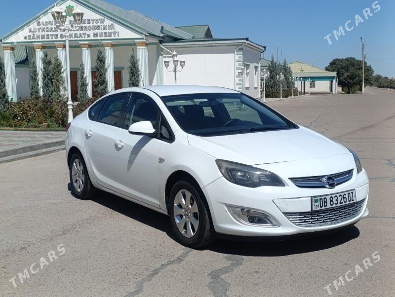 Opel Astra 2013 - 105 000 TMT - Губадаг - img 3
