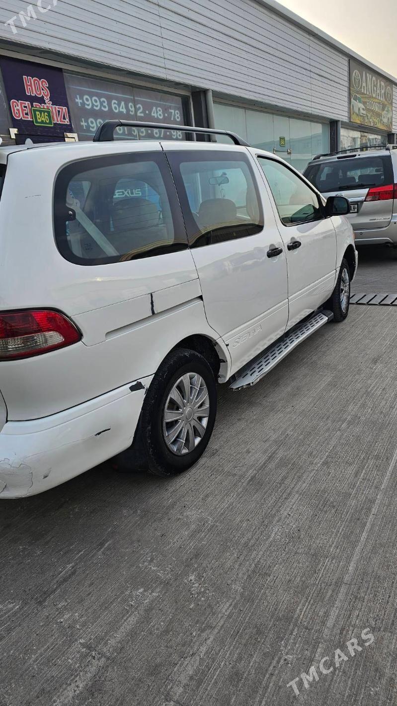 Toyota Sienna 1998 - 125 000 TMT - Мары - img 4