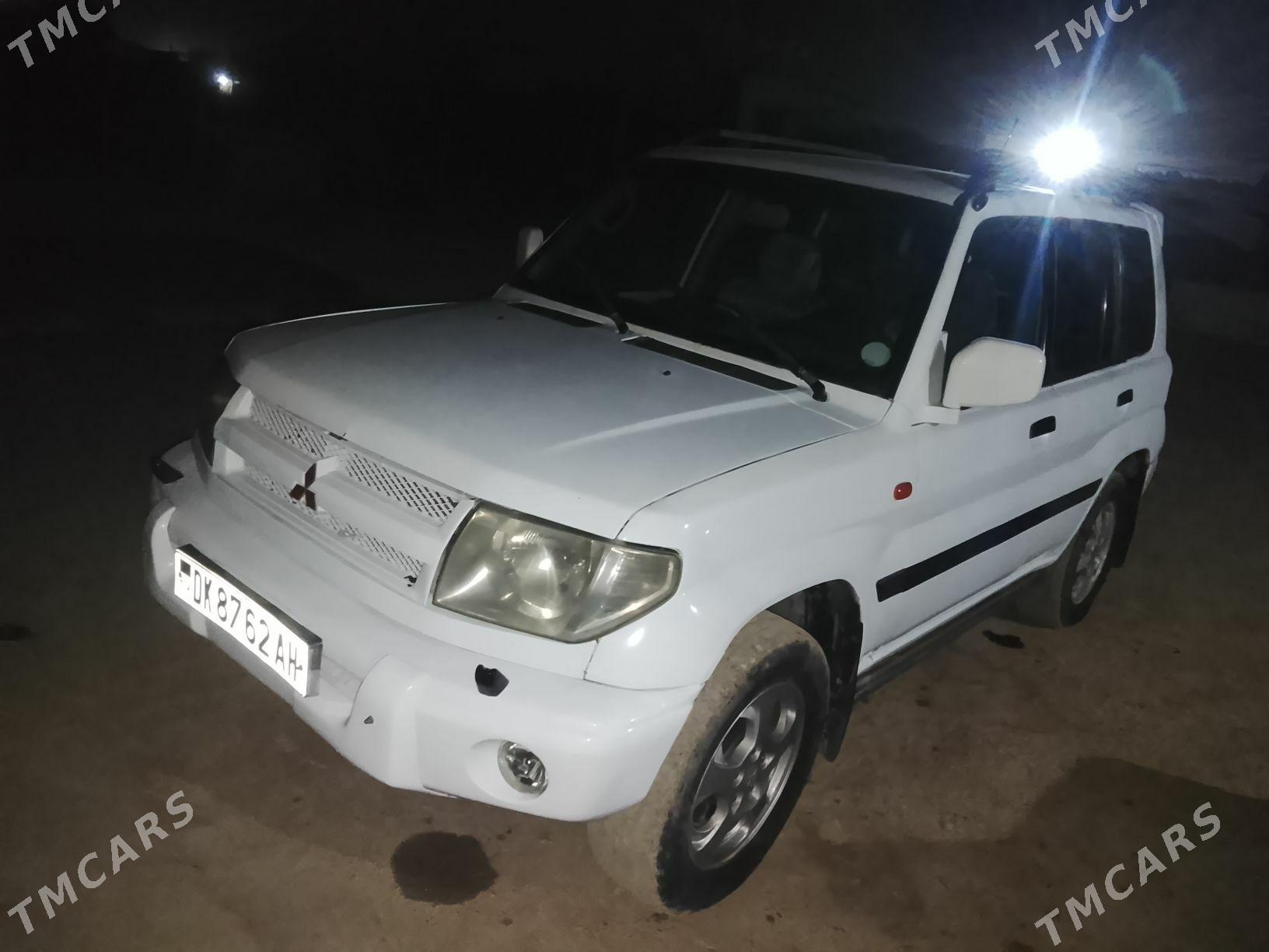 Mitsubishi Pajero 2000 - 75 000 TMT - Теджен - img 4