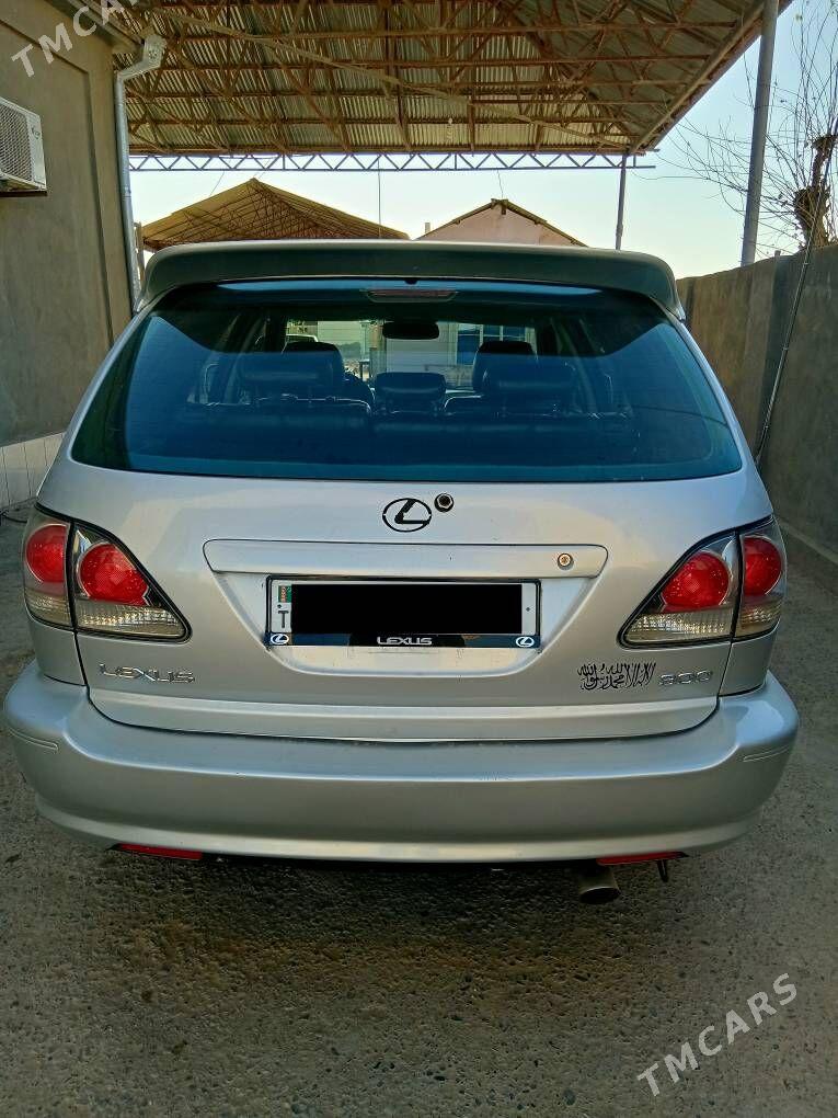 Lexus RX 300 2002 - 200 000 TMT - Мургап - img 2