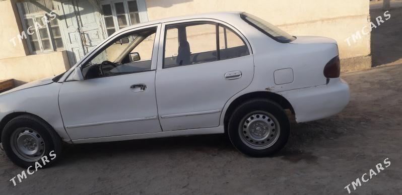 Hyundai Accent 1995 - 17 000 TMT - Мургап - img 7