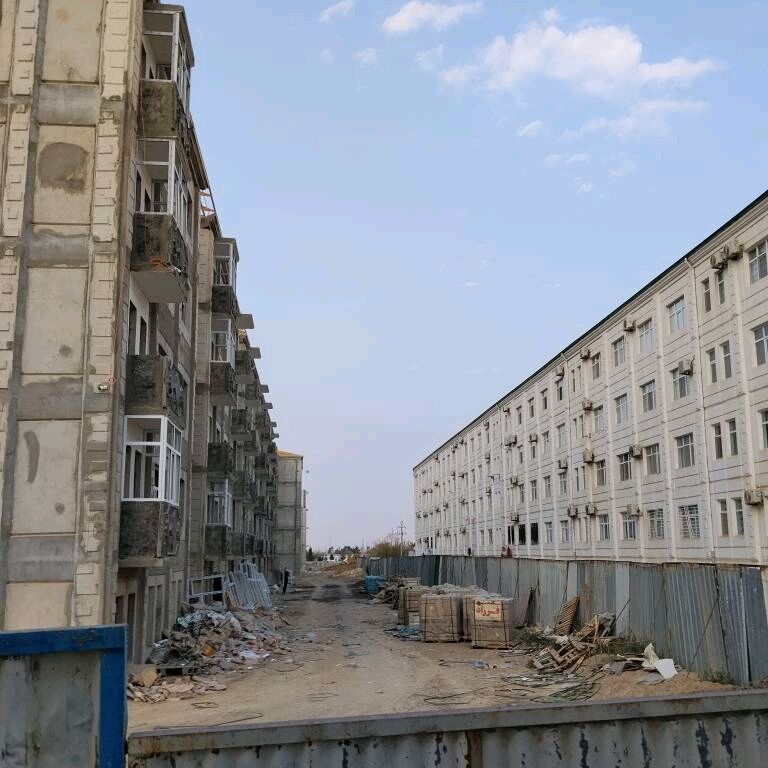 Anew panel 4/4 2 komnat 84m2 - Анев - img 1