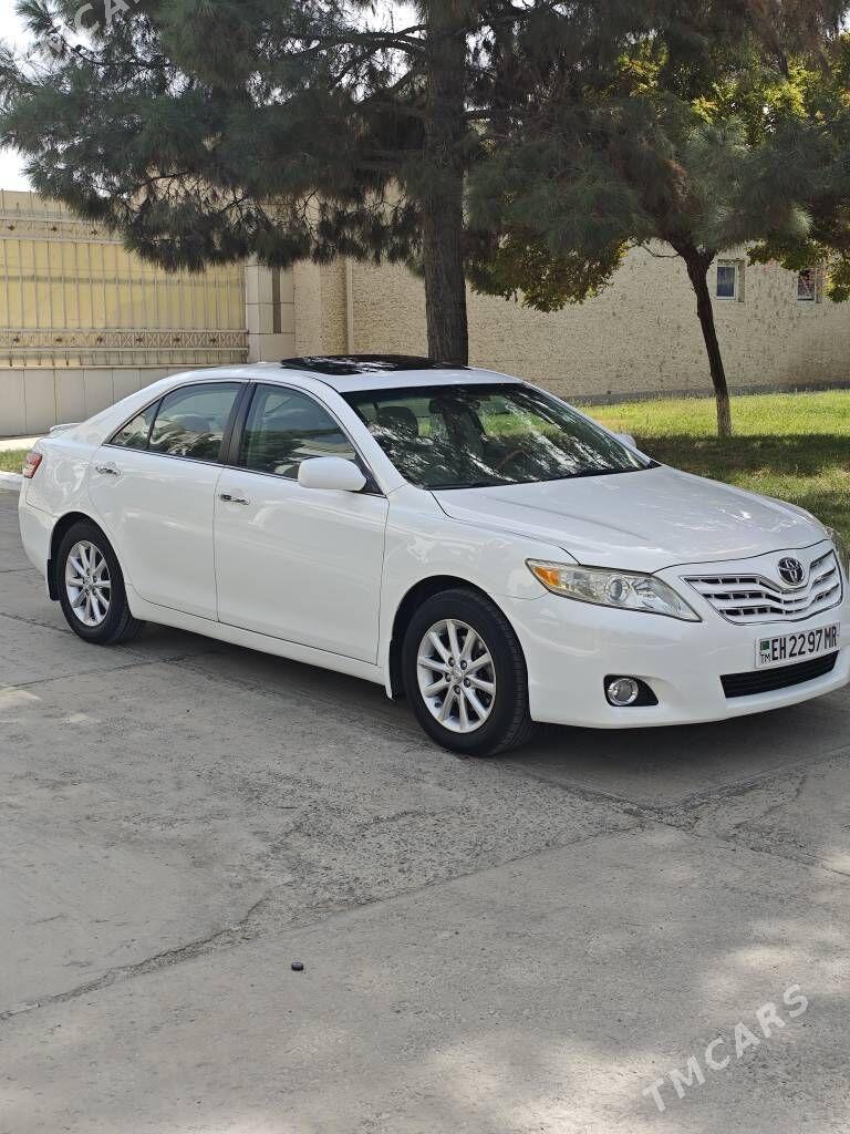 Toyota Camry 2010 - 300 000 TMT - Мары - img 1
