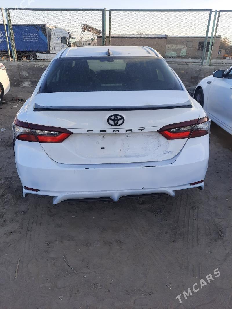 Toyota Camry 2022 - 230 000 TMT - Мары - img 3