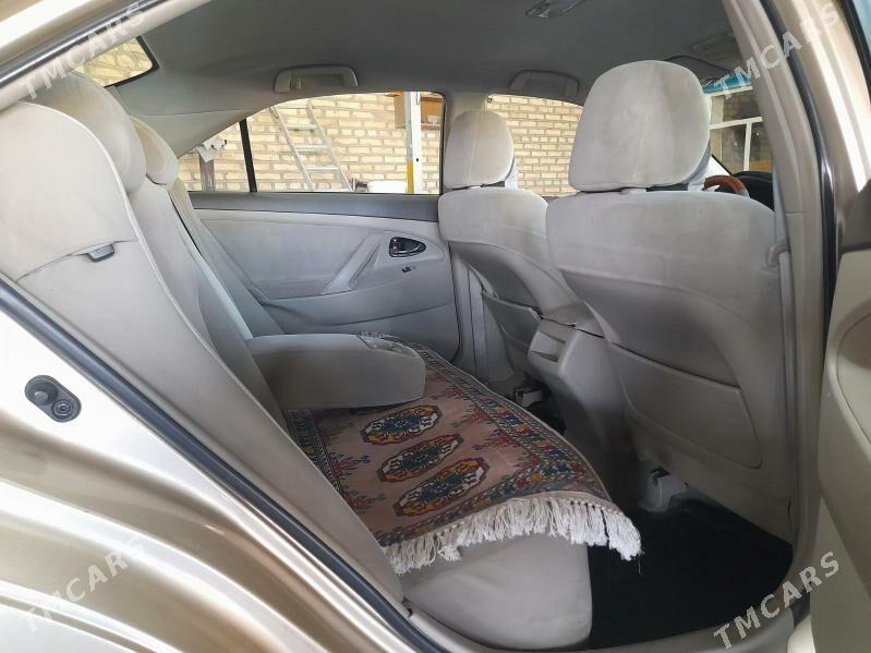 Toyota Camry 2010 - 196 000 TMT - Baýramaly - img 7