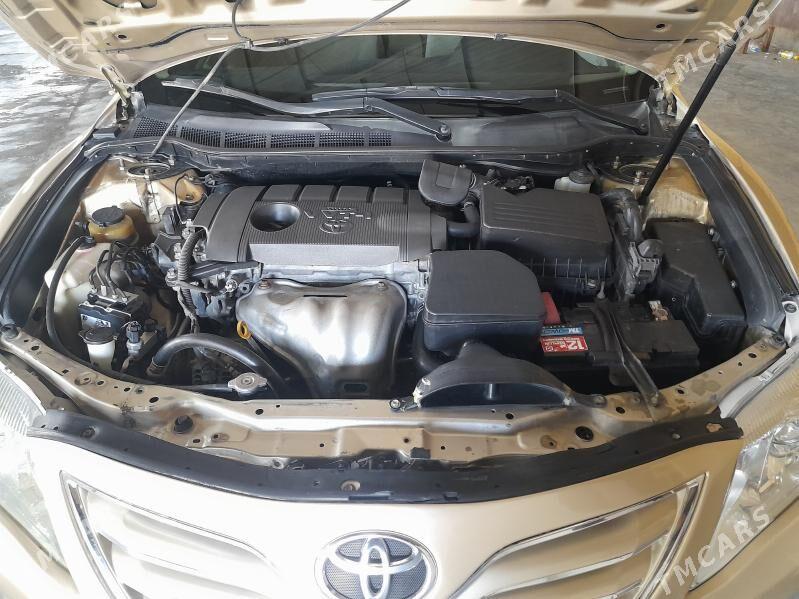 Toyota Camry 2010 - 196 000 TMT - Baýramaly - img 8