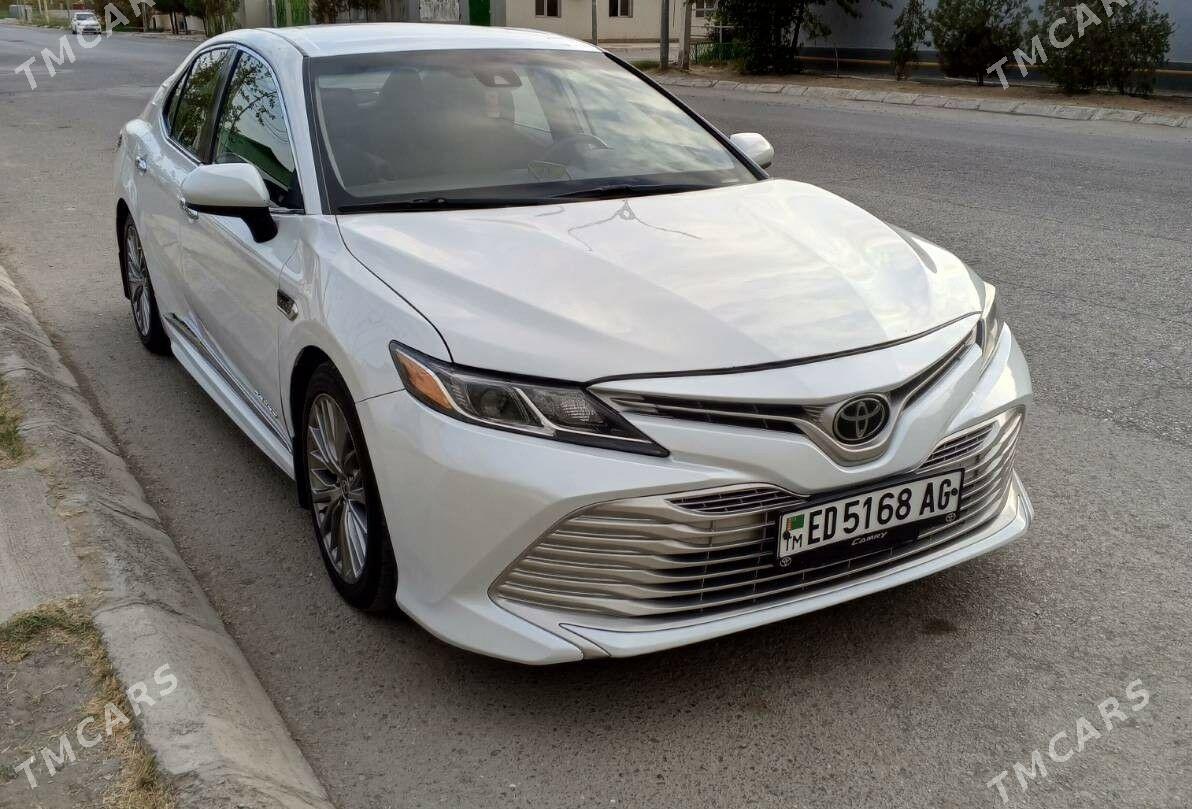 Toyota Camry 2020 - 263 000 TMT - Ашхабад - img 2