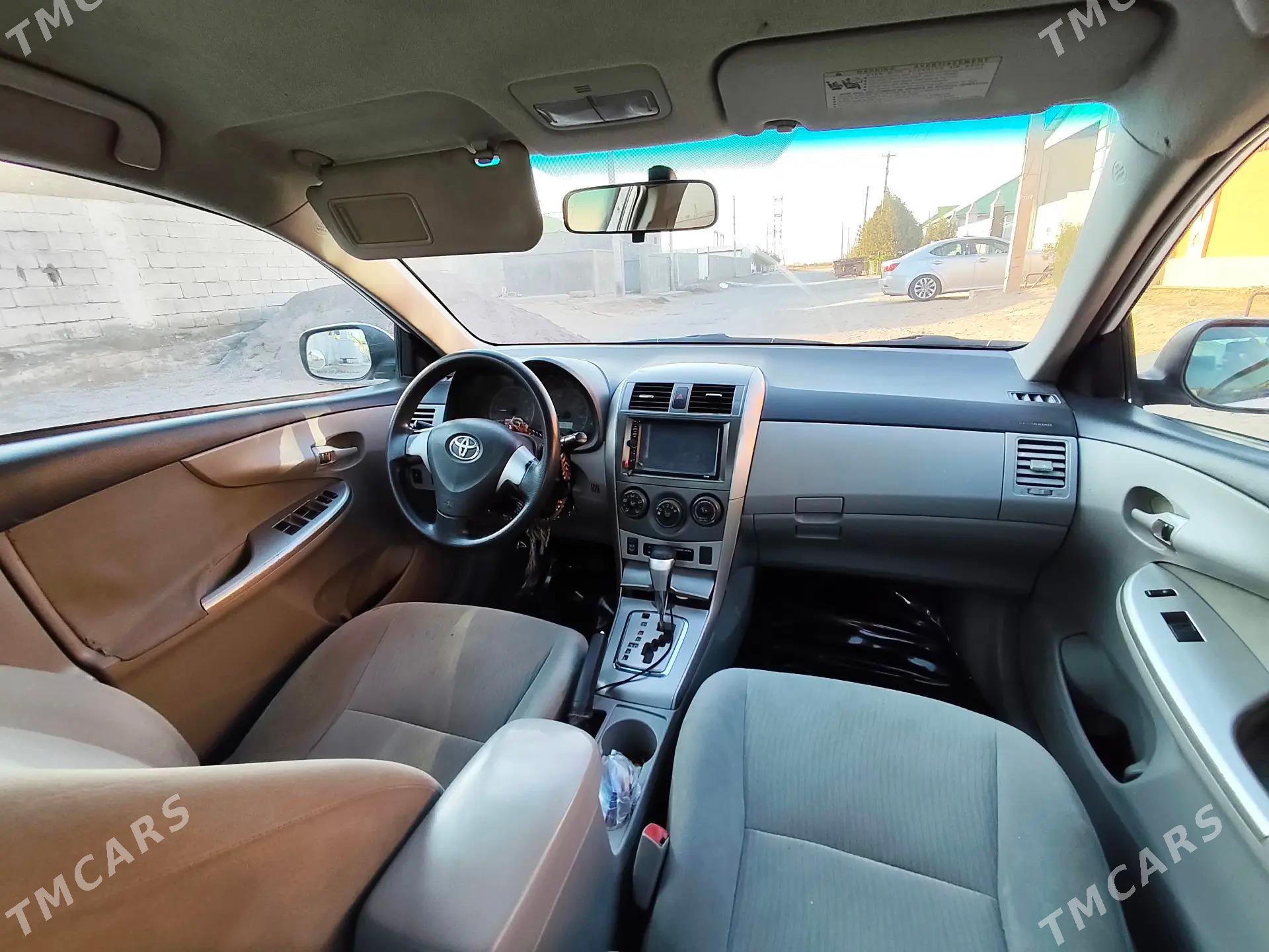 Toyota Corolla 2011 - 153 000 TMT - Ашхабад - img 1