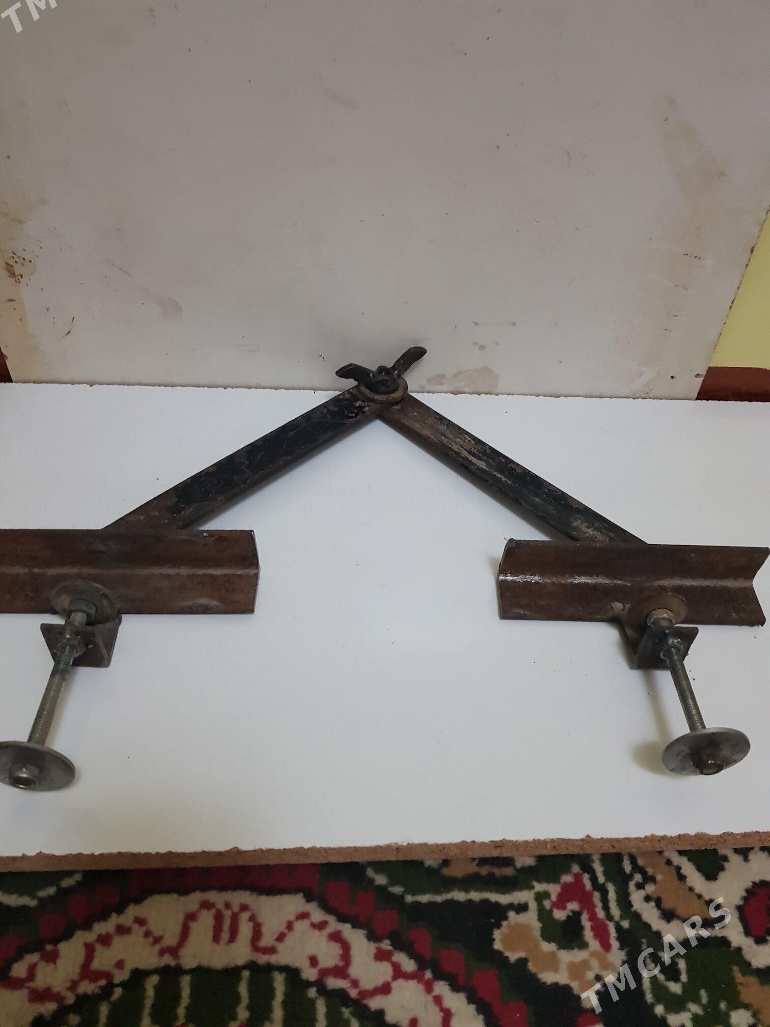 СВАШИКЛЕРЕ КОМЕКЧИ - Дашогуз - img 1