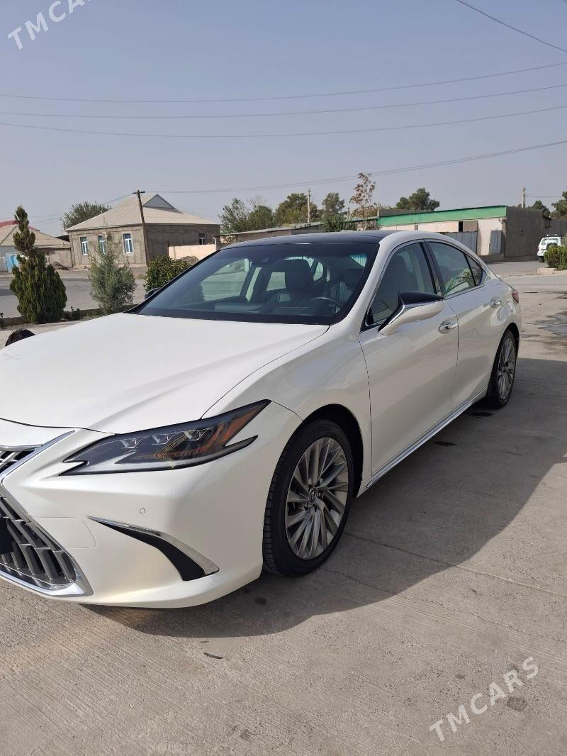 Lexus ES 350 2019 - 575 000 TMT - Бедев - img 7