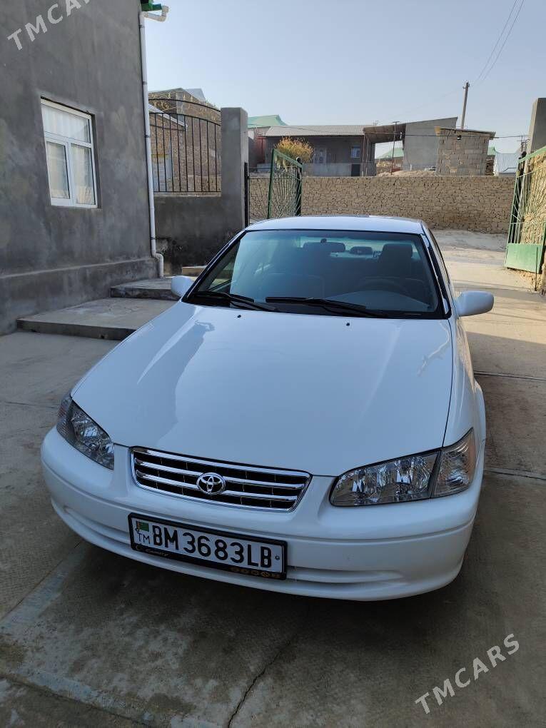 Toyota Camry 2000 - 160 000 TMT - Magdanly - img 4