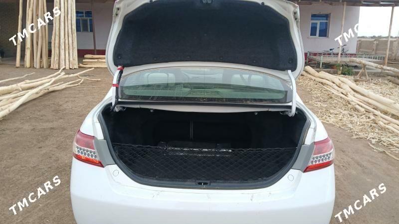Toyota Camry 2011 - 240 000 TMT - Кёнеургенч - img 5