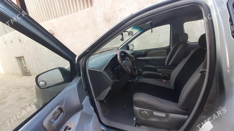 Toyota Sienna 1999 - 170 000 TMT - Гурбансолтан Едже - img 3