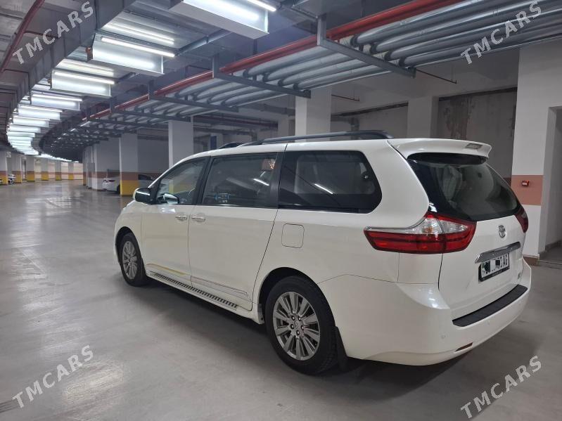 Toyota Sienna 2018 - 425 000 TMT - Ашхабад - img 4