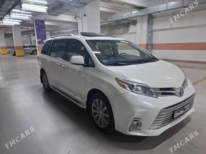 Toyota Sienna 2018 - 425 000 TMT - Ашхабад - img 2