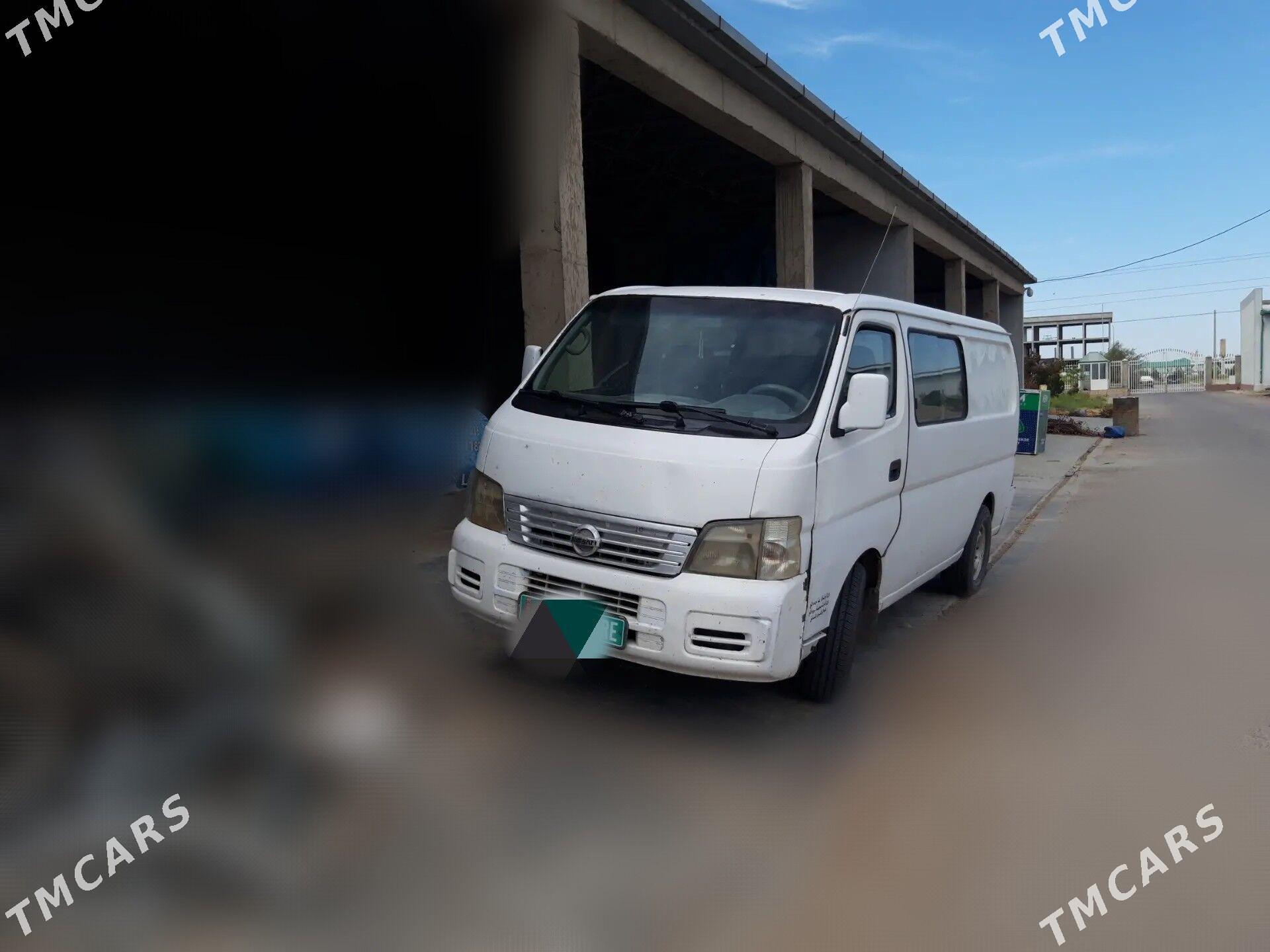 Nissan Urvan 2003 - 70 000 TMT - Мары - img 2