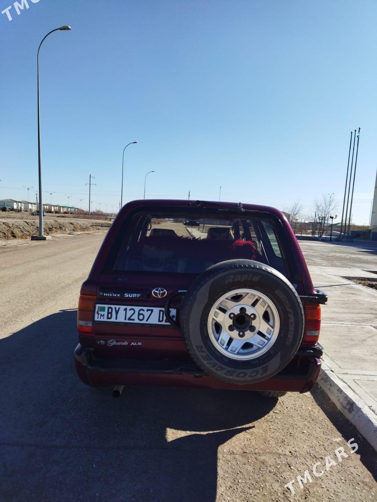 Toyota 4Runner 1991 - 65 000 TMT - Кёнеургенч - img 3