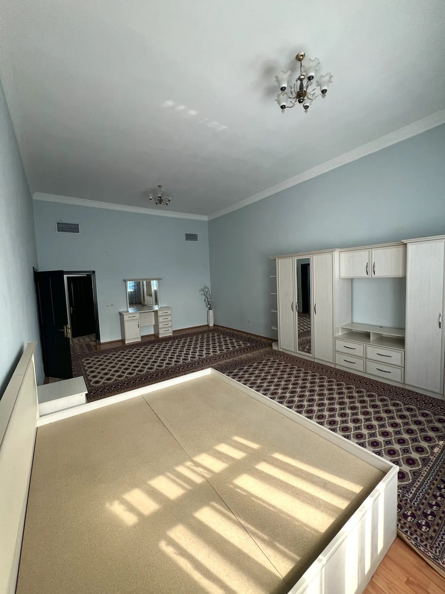 Podwoyski satlyk - Aşgabat - img 4