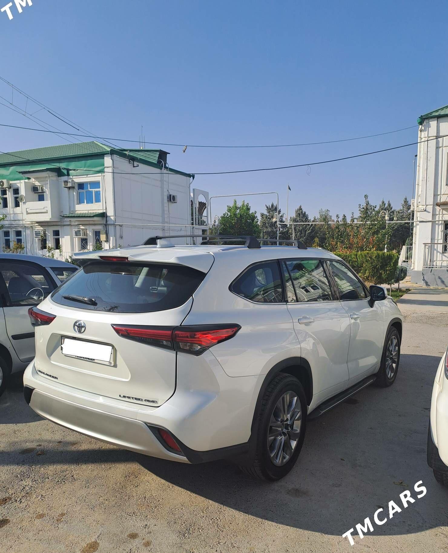 Toyota Highlander 2021 - 585 000 TMT - Ашхабад - img 4